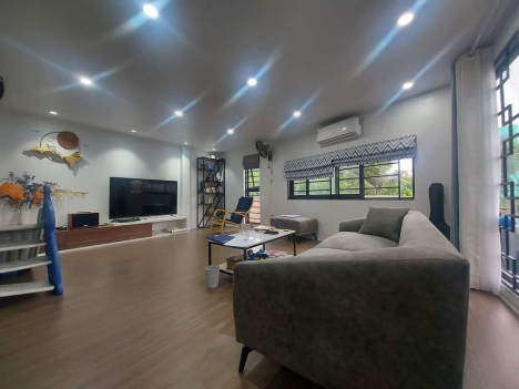 Nhà 5 tầng 50M Ngọc Thụy đẹp như Homestay 5 sao