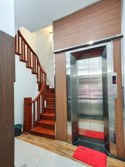 MẶT PHỐ TÂY TRÀ,52M 5 TẦNG, THANG MÁY, NỘI THÂT XỊN, KD RẤT ĐẸP 12,95 TỶ