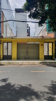 Bán lô đất mặt tiền Bàu Cát - Tân Bình. DT 8 x 21.5 giá 38 tỷ.