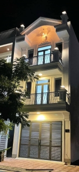 Bán Nhà Khu Đô Thị Hà Quang Nha Trang Khánh Hòa Đường 15M Oto VIVU