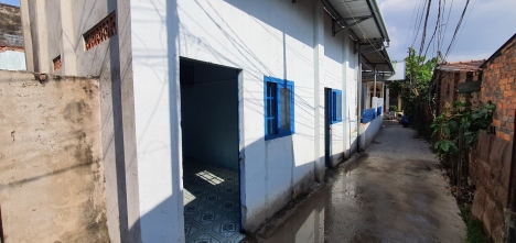 Bán nhà 2 mặt tiền hẻm ngay TP Dĩ An Bình Dương giá cực rẻ