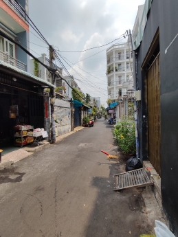 NHÀ 2 TẦNG HXH 4.3m x 25m GIÁ CHỈ 4.8 TỶ, CÁCH MẶT TIỀN ĐƯỜNG NGU