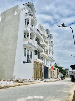Nhà 5 lầu thiết kế cực đẹp KDC Center Home Đường số 11, Trường Thọ, Thủ Đức