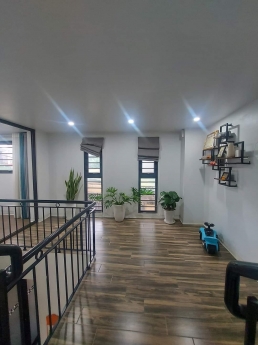 Nhà 5 tầng 50M Ngọc Thụy đẹp như Homestay 5 sao