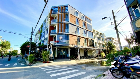 NHÀ MỚI 5 TẦNG MTKD CHDV LÔ GÓC  NỘI THẤT VIP TN 3000 USD/ THÁNG