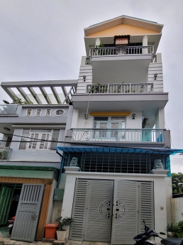 1/ ĐƯỜNG SỐ 3 KP8, PHƯỜNG TRƯỜNG THỌ - THỦ ĐỨC 58M2 XÂY BTCT 4 TẦNG, 4.29X14M GIÁ 7.9 TỶ