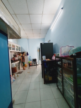 Bán Nhà Hẻm Xe Hơi 77 m2 đầu Quận 9 Nam Hòa chỉ hơn 4 Tỷ Duy Nhất Sót Lại