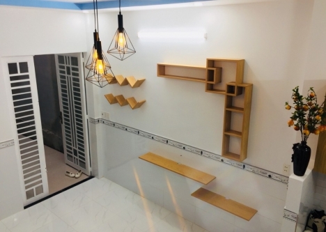 Bán Nhả Chỉ hơn 2 Tỷ có Nhà trung tâm Quận 9 Đỗ Xuân Hợp 2 Tầng 36m2 Tặng Nội Thất Gía Rẻ