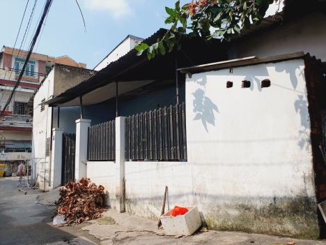 Bán Nhà Hẻm Xe Hơi 77 m2 đầu Quận 9 Nam Hòa chỉ hơn 4 Tỷ Duy Nhất Sót Lại