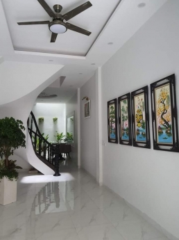 BÁN NHÀ NGÔ QUYỀN,VẠN PHÚC,HÀ ĐÔNG,47M2,4 TẦNG,4,6 TỶ