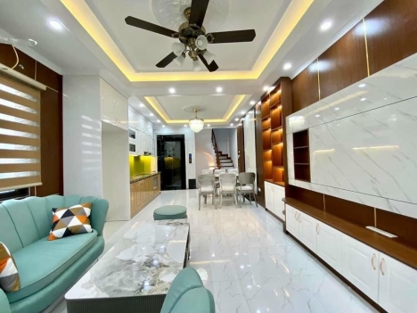 BÁN NHÀ 55M - MT 4M - XẤY 5 TẦNG - GIÁ 11.X TỶ -  Ô TÔ ĐỖ CỬA - 10M RA NGUYỄN VĂN CỪ - NGÕ THÔNG 2