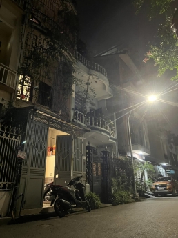 Bán nhà Nguyễn Văn Cừ, Gia Thụy, 47m2 x 3 tầng, Ngõ Ô TÔ tránh, 2 THOÁNG, Giá chỉ hơn 6 tỷ