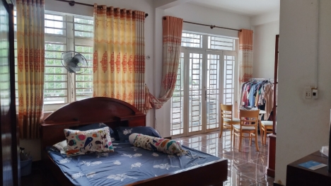 Nhà Hiếm bán, khu 10 Mẫu, Bình Trưng Đông, 114m2 đất giá chỉ 11 t tỷ