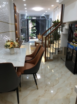 Gò Vấp, nhà mới, HXH đỗ cửa, 3 tầng BTCT, 3 phòng ngủ.