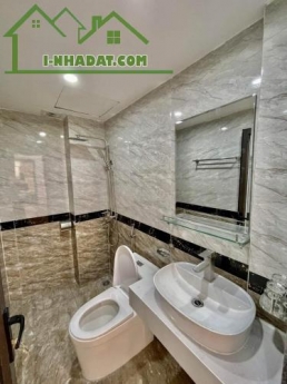 BÁN NHÀ PHÂN LÔ MỚI GẦN PHỐ MỄ TRÌ HẠ - NAM TỪ LIÊM - 33M X 5 TẦNG