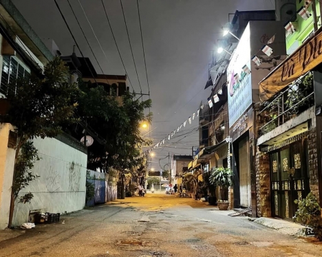 KHÁC SẠN THANG MÁY-SÁT MẶT TIỀN-HẺM 8M