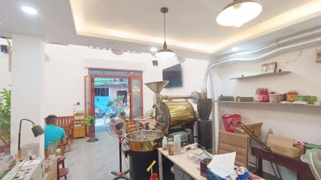 LÔ GÓC 2 MẶT TIỀN ĐƯỜNG-NHÀ MỚI XÂY ĐỂ Ở KINH DOANH-TẶNG TOÀN BỘ NỘI THẤT.