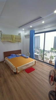 Bán nhà phúc lợi Long biên. Dt 40m. 3 tầng . Mt4m. Giá 2.95 tỷ