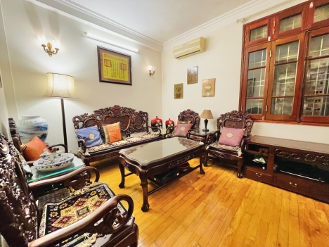 BÁN GẤP NHÀ PHỐ HOÀNG HOA THÁM 51M2 4 TẦNG 5.8 TỶ