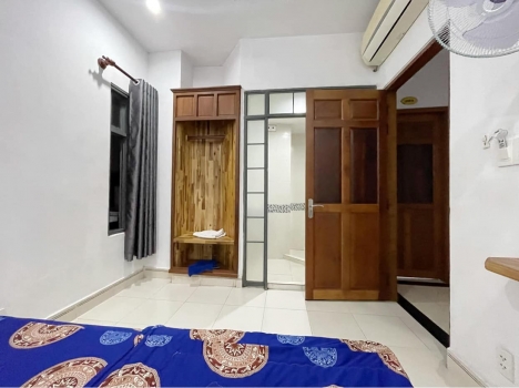 KHÁC SẠN THANG MÁY-SÁT MẶT TIỀN-HẺM 8M