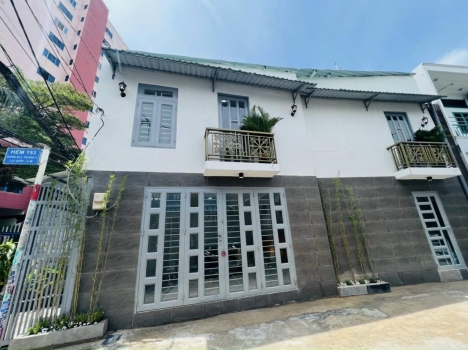 CĂN HIẾM, 2 TẦNG, NHÀ MẶT TIỀN ĐẸP, ĐƯỜNG SỐ 5, GÒ VẤP, NHỈNH 3 TỶ