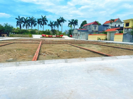 Chính chủ bán 5 ô đất liền kề giá rẻ hai mặt đường nằm trên mặt phố Kim Châm Mỹ Đức An Lão Hải