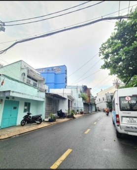 PHÚ THỌ HOÀ TÂN PHÚ - Ô TÔ NGỦ TRONG NHÀ - 71M2- CHỈ 5.5 TỶ - CHỦ GẤP BÁN.