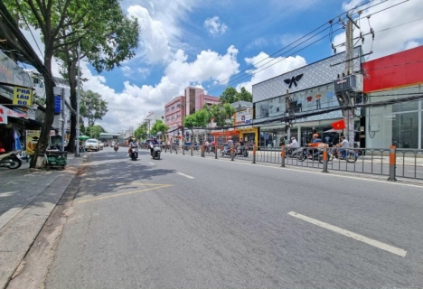 136 Quang Trung, Phường 10, Quận Gò Vấp - 20x62m trống suốt