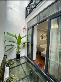 NHÀ ĐẸP - TRUNG TÂM - GẦN HỒ. TRUNG KÍNH, CẦU GIẤY, NHÀ 50M2, 4T, MT3.3M, GIÁ 5.35 TỶ.