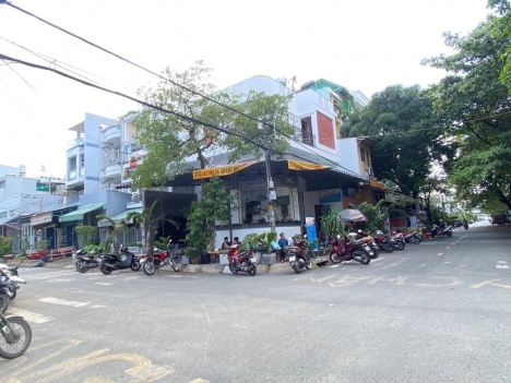 LÔ GÓC 2 MẶT TIỀN ĐƯỜNG-NHÀ MỚI XÂY ĐỂ Ở KINH DOANH-TẶNG TOÀN BỘ NỘI THẤT.