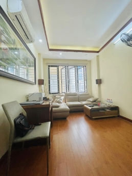 Bán nhà phố Hồng Mai, Hai Bà Trưng 42mx5Tx4PN,ngõ nông thoáng 5.4 tỷ. LH: