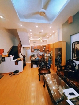 BÁN NHÀ ĐỐNG ĐA, NGÕ NÔNG THOÁNG - 50M RA Ô TÔ, GẦN HỒ BA MẪU - AN SINH TUYỆT VỜI.