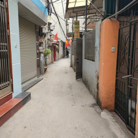 Bán nhà riêng Lê Quang Đạo 40m 4 tầng 4PN. Chỉ 3.8 tỷ. Lô góc, nhà đẹp. Ô tô gần