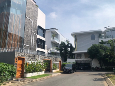 Lô đất MT view sông Nguyễn Văn Hưởng 620m2 giá 106 tỷ