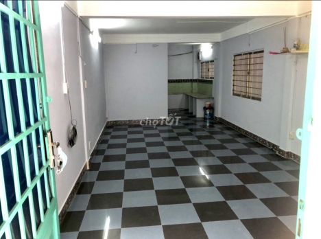 Bán căn hộ tầng 2 DT 38m2 có 1 PN C/C Nguyễn Thiện Thuật Q3