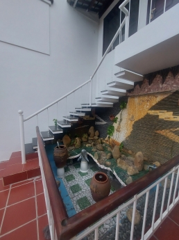 BIỆT THỰ LÔ GÓC SIÊU ĐẸP - KINH DOANH - QUẬN CẨM LỆ