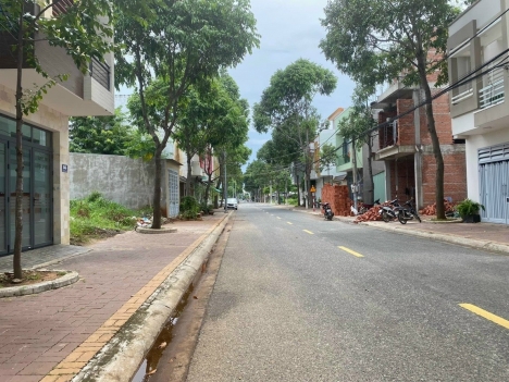 bán lô đất mặt tiền đường thái văn lung p.phước nguyên tp.bà rịa