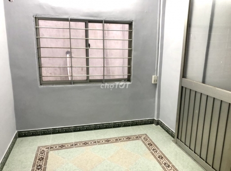 Bán căn hộ tầng 2 DT 38m2 có 1 PN C/C Nguyễn Thiện Thuật Q3