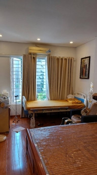Bán nhà Ngọc Thụy 55m2 x 5 tầng, mặt tiền 4m, giá 5.95 tỷ, ngõ thông 2 ô tô tránh nhau, nhà xây tâm