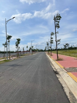 Chính chủ muốn bán lô đất ngay Thị Trấn Thủ Thừa, Long An - SHR, Công Chứng ngay trong ngày.