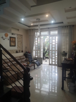 Bán nhà Mặt tiền Phường 12, Gò Vấp- 90m2- 4 tầng .Kinh doanh tốt