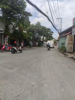 Bán nhà Gần Chợ Hiệp Thành- HXH- Hiệp Thành - Quận 12