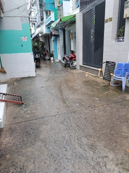 Bán nhà 3 tầng 48m2 đường Huỳnh Tấn Phát , Q.7 ,phù hợp ở hộ gia đình , giá chỉ nhỉnh 3  tỷ ,