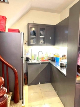 VIP! Bán nhà Lĩnh Nam 31m2 x 5 tầng giá chỉ 2.85 tỷ!