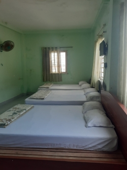 Cần tiền bán gấp motel 1 trệt 3 lầu 1tum mặt tiền đường khu Bãi Trước, gần tòa nhà Pusion, gần chợ