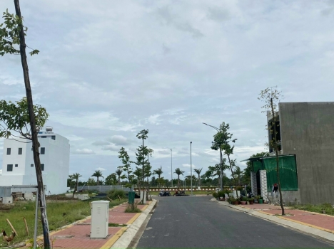 Chính chủ muốn bán lô đất ngay Thị Trấn Thủ Thừa, Long An - SHR, Công Chứng ngay trong ngày.