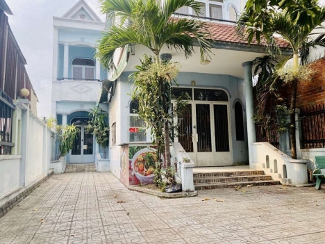 Chủ gởi bán Đất Tặng Biệt Thự  MT Nam Hòa  180m2  Phước Long A  TPThủ Đức