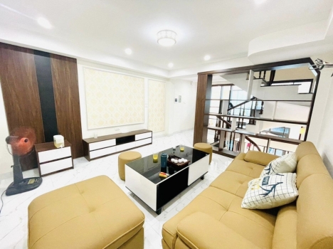 Bán nhà Vũ Tông Phan Khương Hạ, ngõ thông, sát phố, 42m2 x 5T chỉ 4.3 tỷ