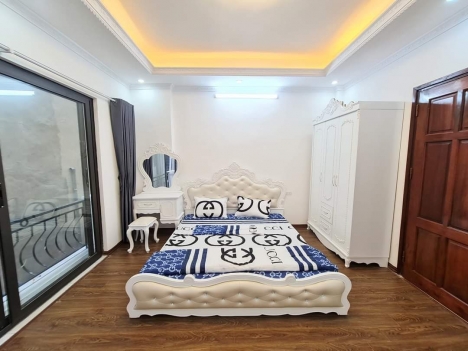 Cc Bán nhà Đàm Quang Trung-Long Biên 39m2 4 tầng, hàng xóm Aeon chỉ có 3.7 tỷ