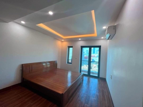 Bán nhà Lk Văn La Văn Phú 50m2 3T mt 5m chỉ hơn 7tỷ ô tô kdoanh cực hiếm rẻ.